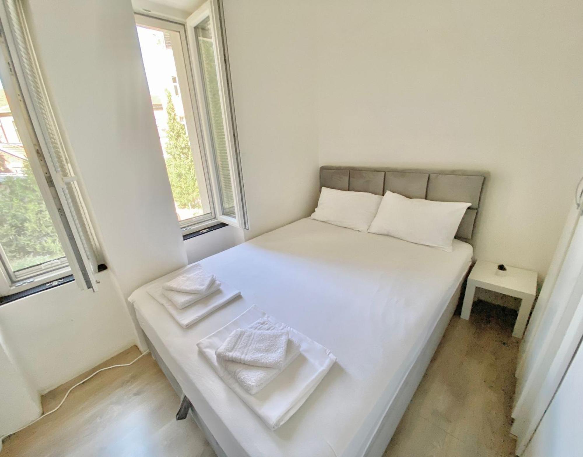 Square 29 Apartment *